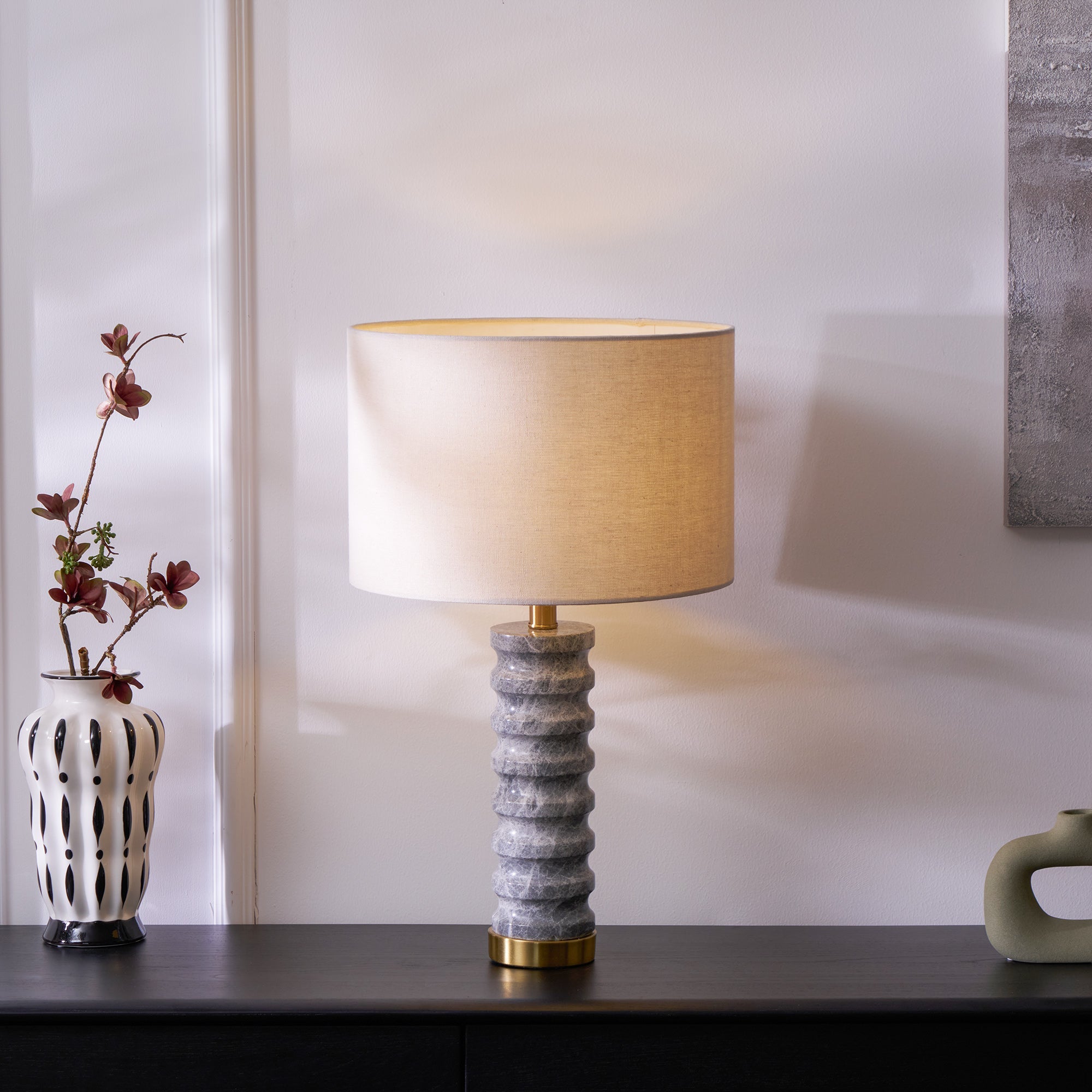 Lampe à poser moderne Jorund en pierre Gris et beige