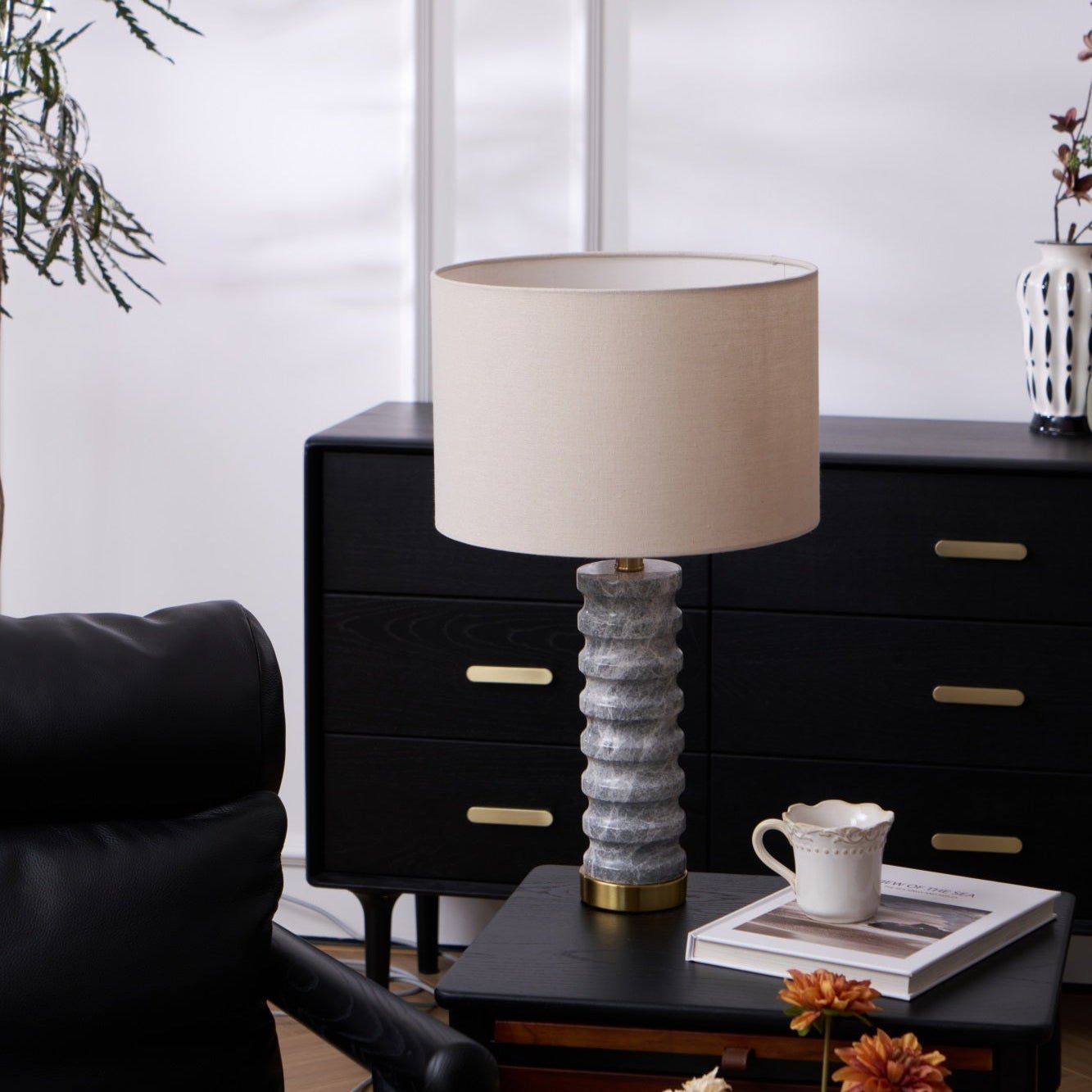 Lampe à poser moderne Jorund en pierre Gris et beige