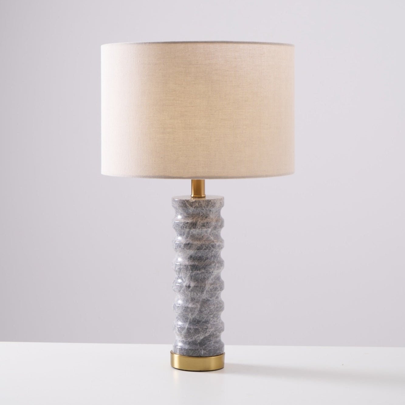 Lampe à poser moderne Jorund en pierre Gris et beige