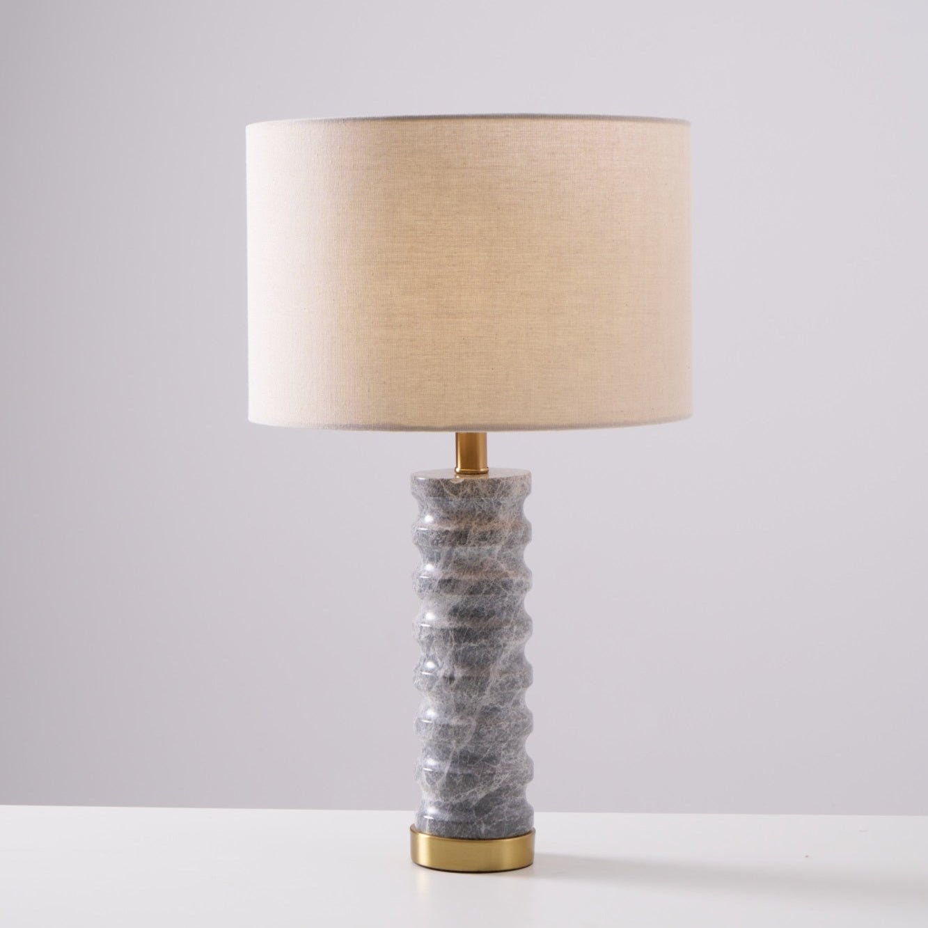 Lampe à poser moderne Jorund en pierre Gris et beige
