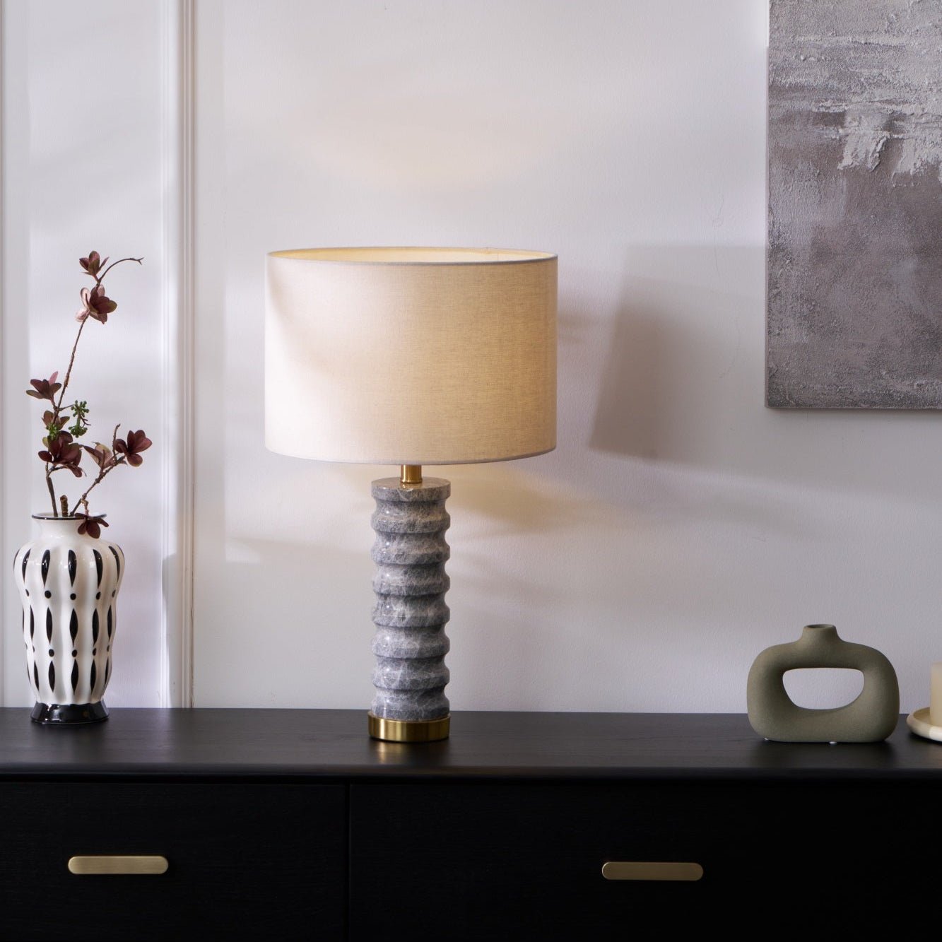 Lampe à poser moderne Jorund en pierre Gris et beige