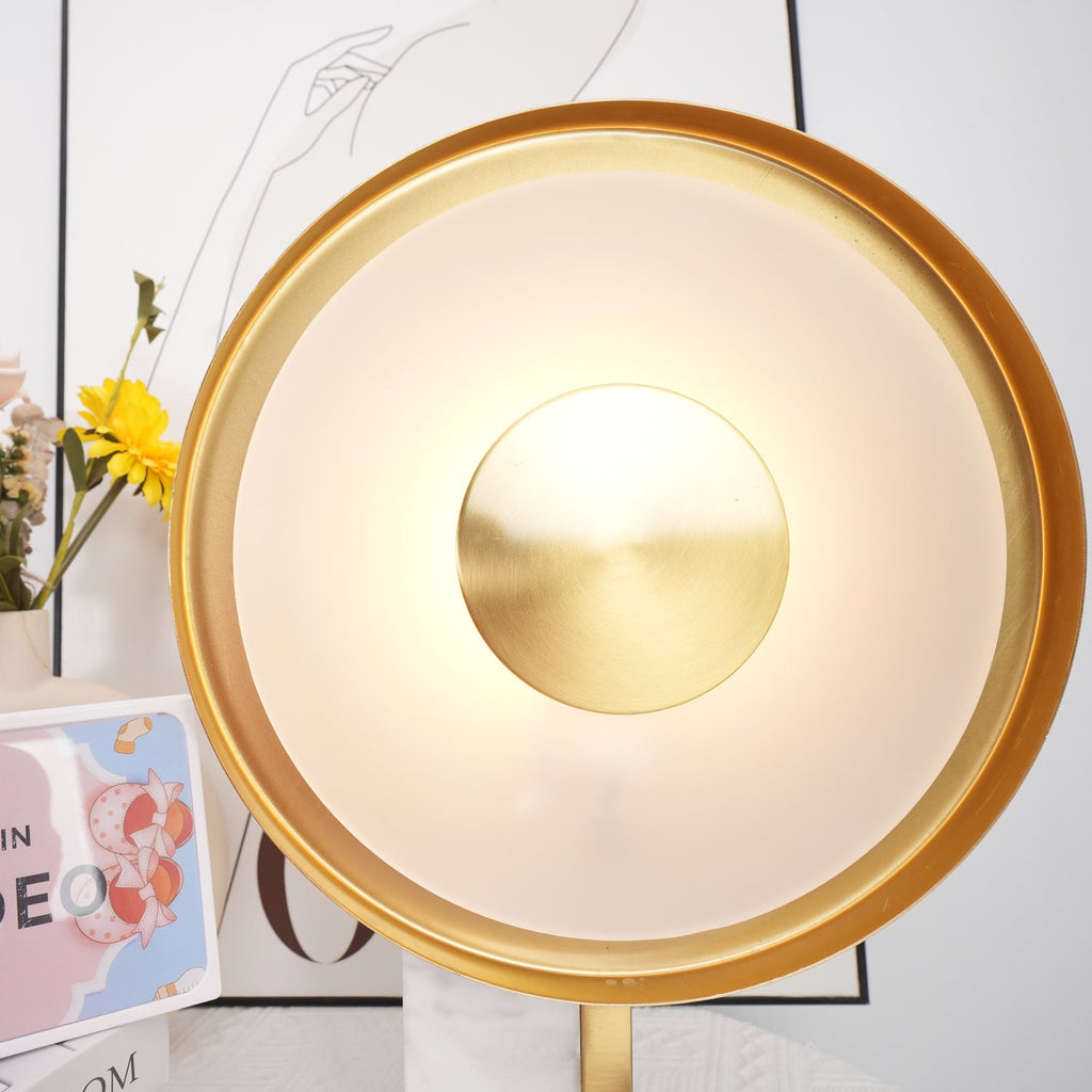 Lampe à poser moderne Reed en Fer Blanc et doré