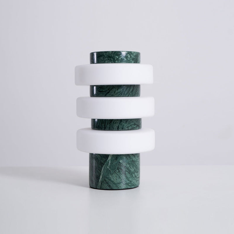 Lampe à poser moderne Otway en Travertin Vert marbre et blanc