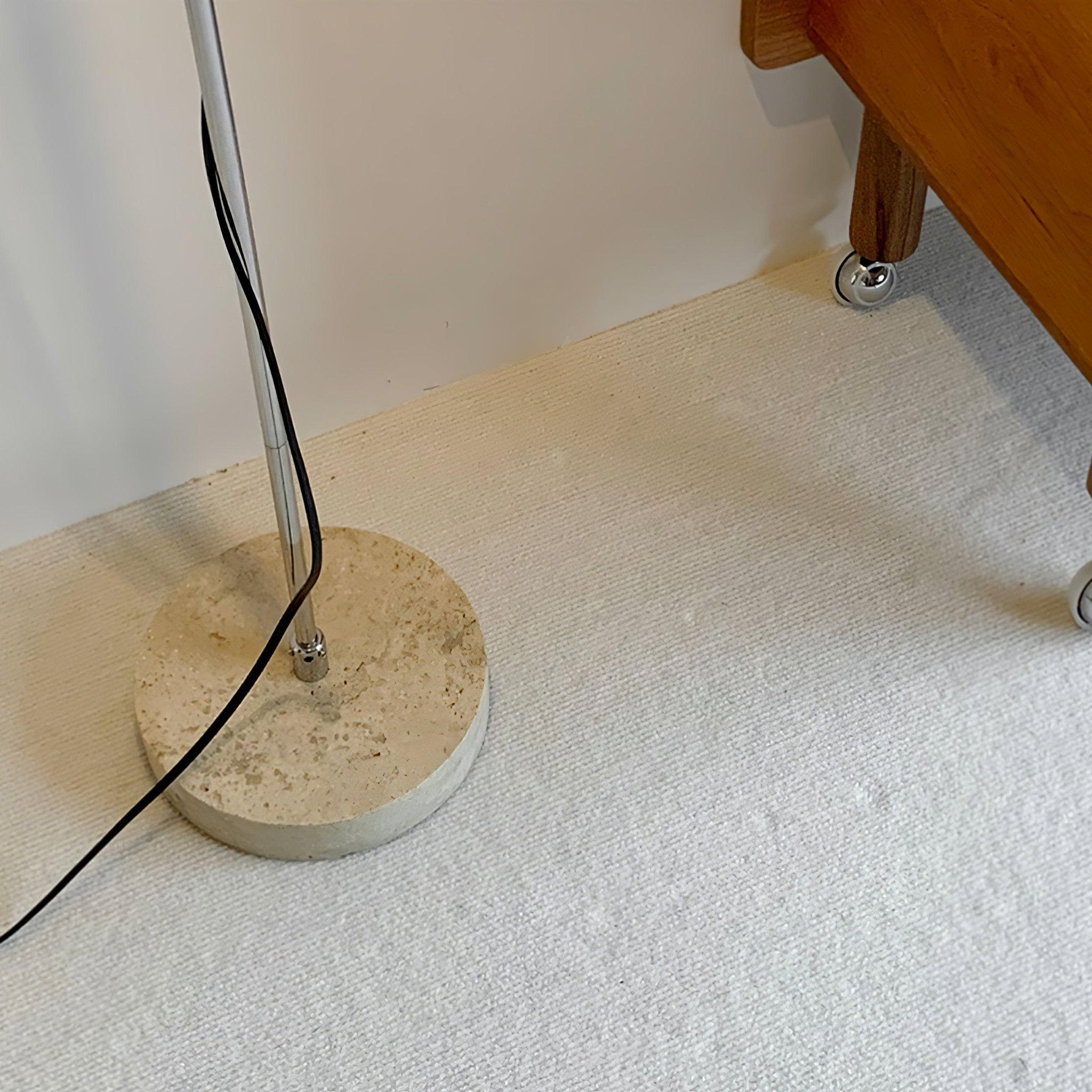 Lampadaire moderne Isaac en Acier inoxydable et beige marbre base
