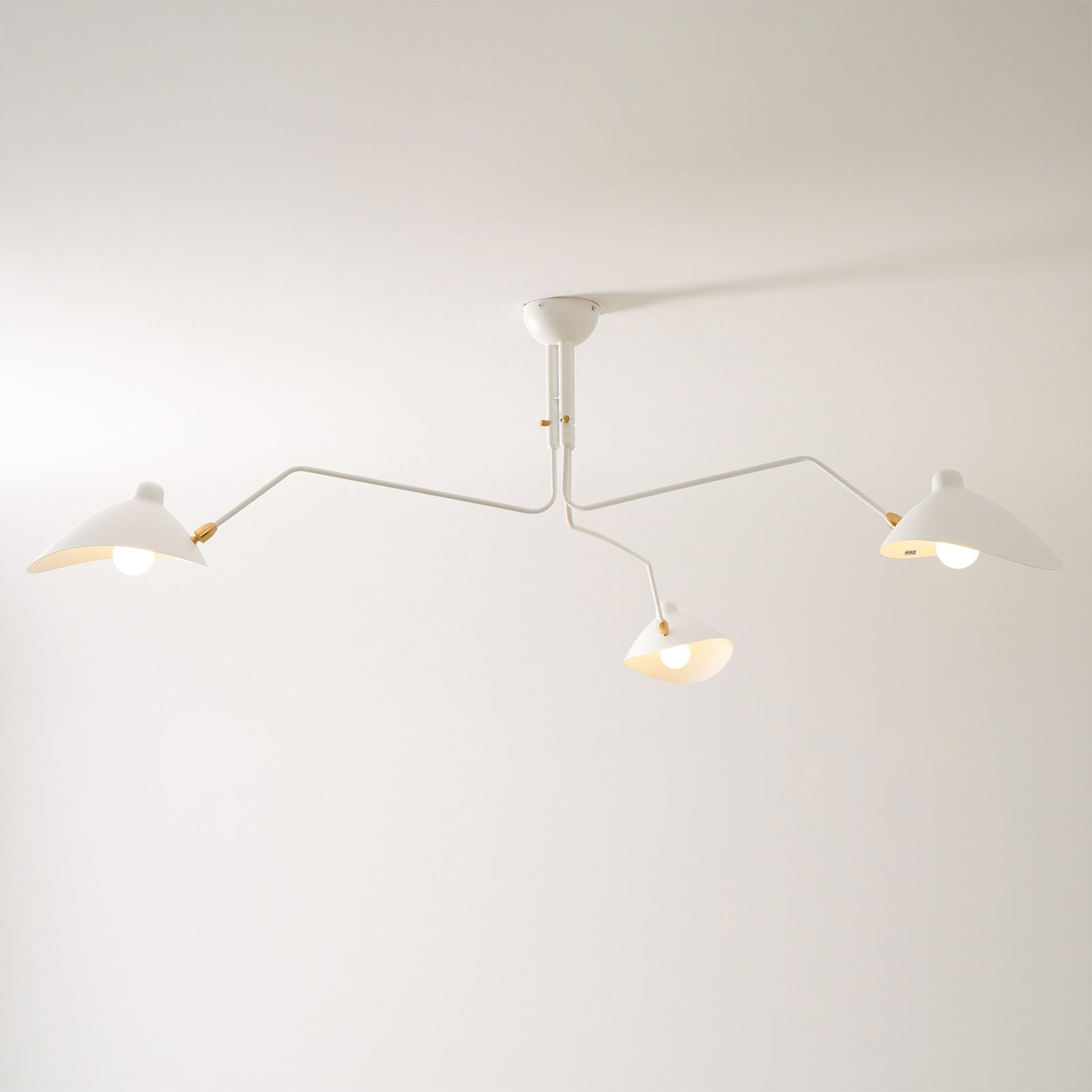 Plafonnier moderne Ems en Métal, Aluminium, Laiton Blanc