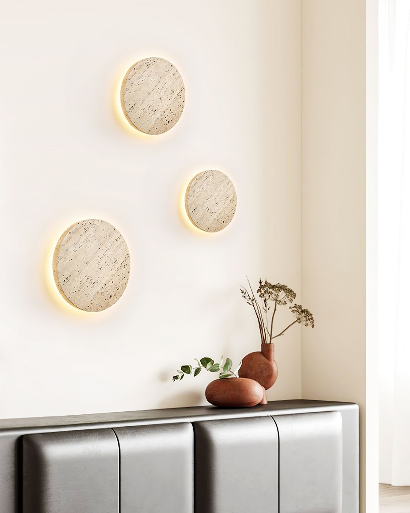 Applique murale moderne Saku en Travertin jaune