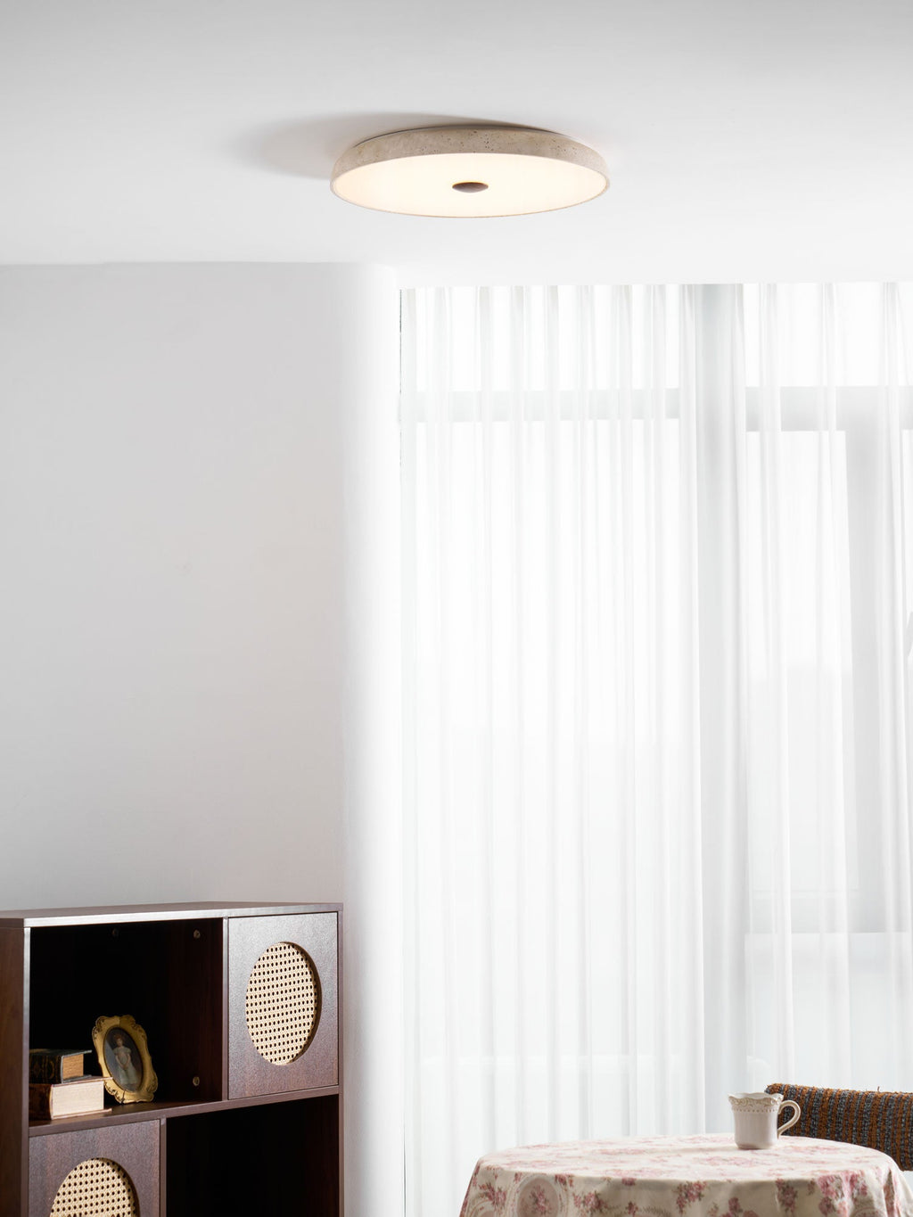 Plafonnier moderne Remus en Travertin jaune et blanc