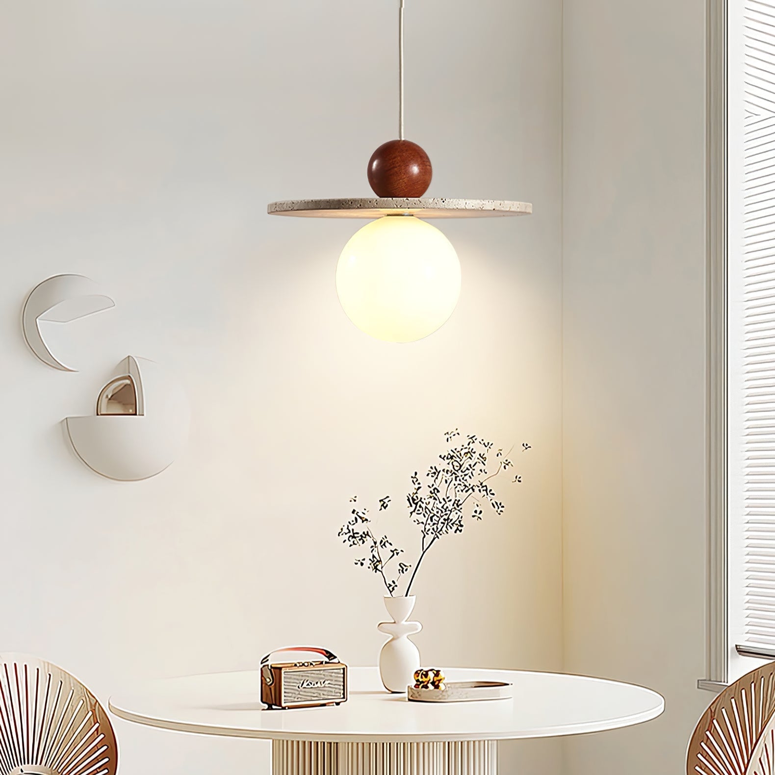 Suspension moderne Hjalmar en Travertin jaune et rouge bois
