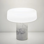 Lampe à poser moderne Byrne en Blanc marbre et blanc