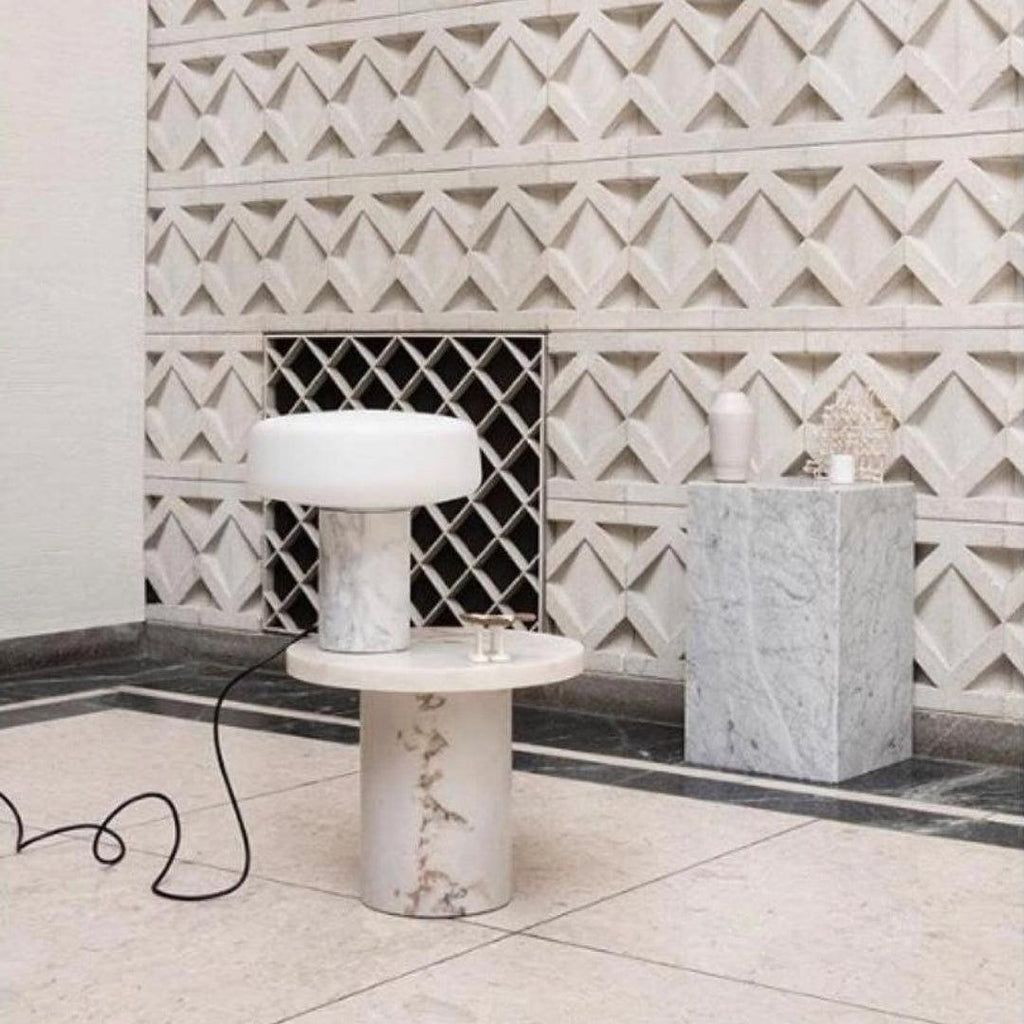 Lampe à poser moderne Byrne en Blanc marbre et blanc