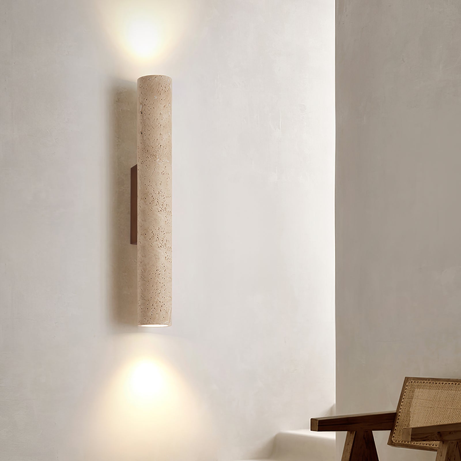 Applique murale moderne Eirikur en Noyer bois et travertin jaune