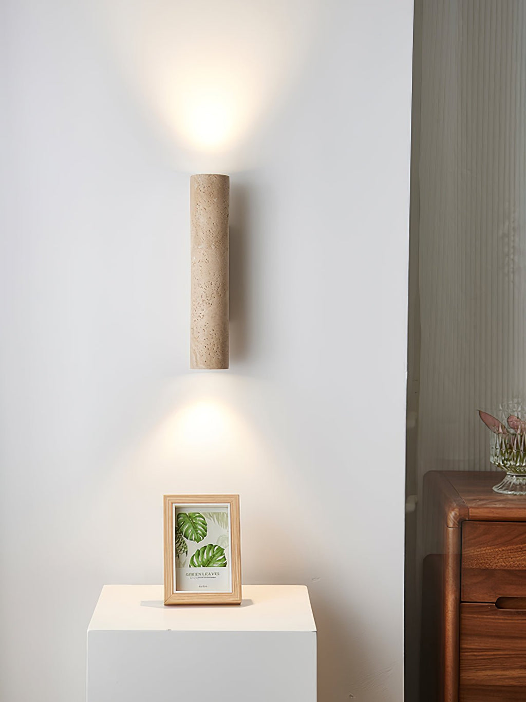 Applique murale moderne Eirikur en Noyer bois et travertin jaune