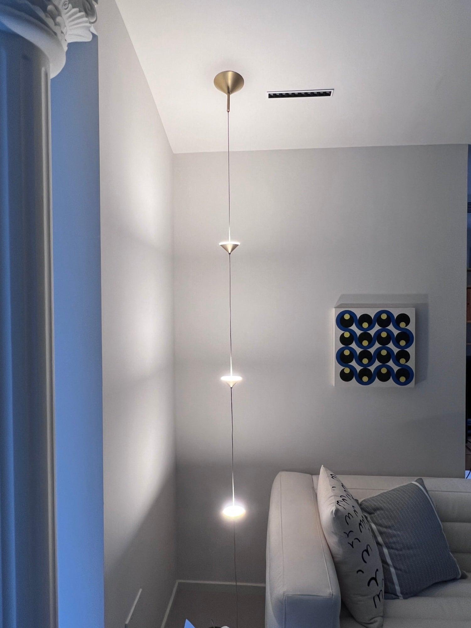 Lampadaire moderne Vaughan en Fer, Métal, Marbre Doré et noir