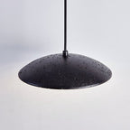 Suspension moderne Foldar en Noir travertin et foncé noyer