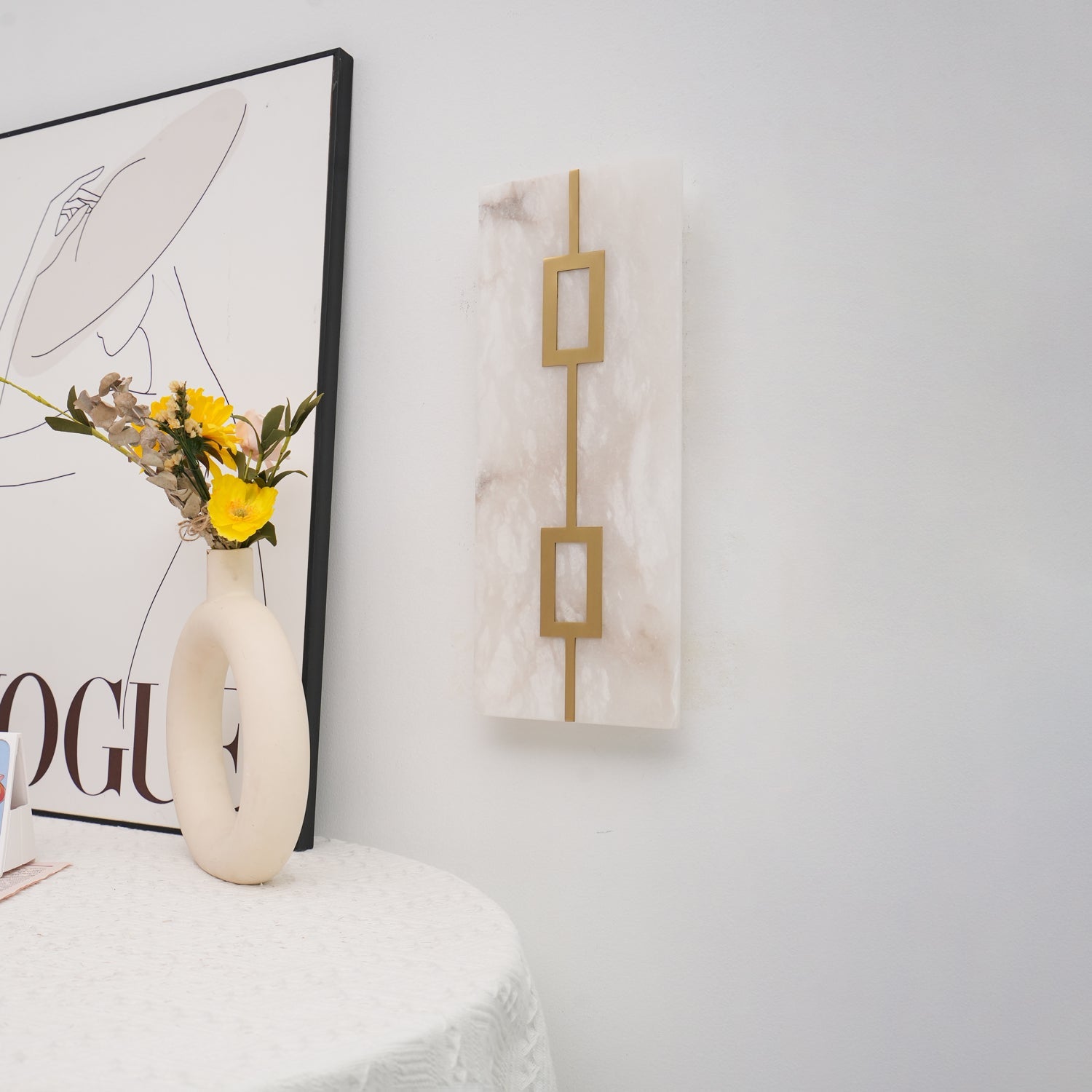 Applique murale moderne Haraldur en Albâtre Laiton et blanc
