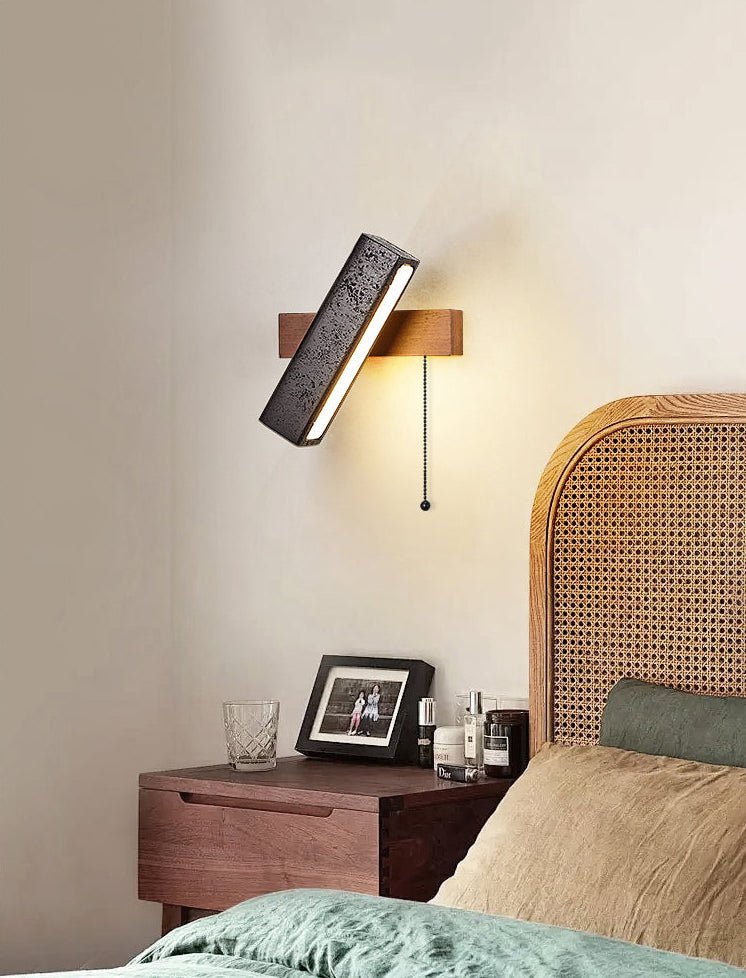 Applique murale moderne Zac en Noir travertin et noyer bois