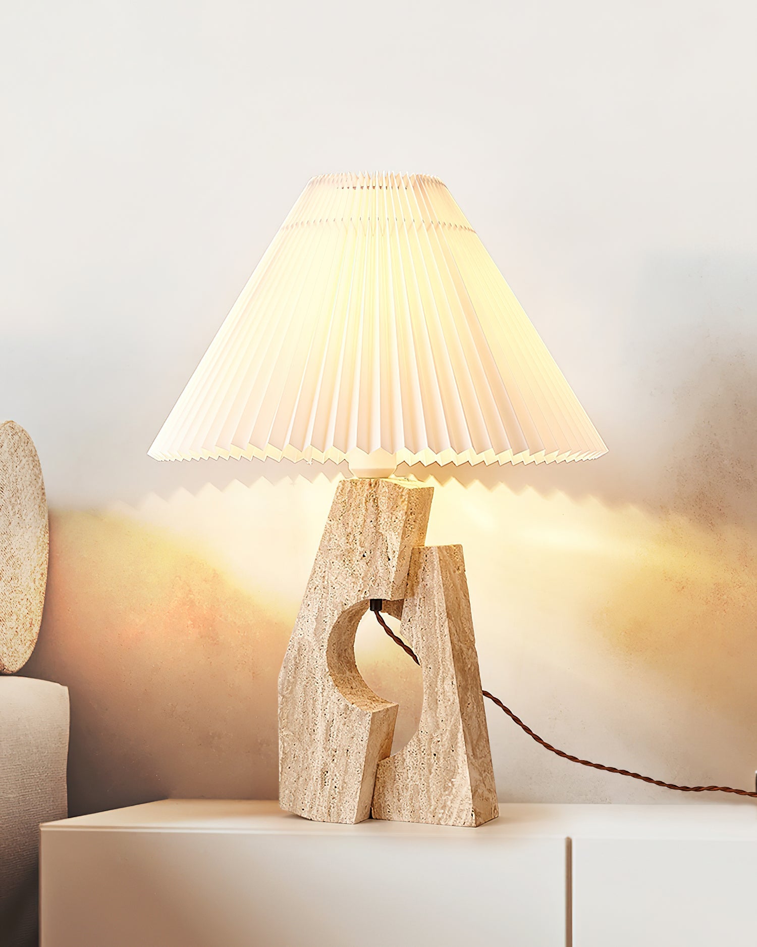 Lampe à poser moderne Dahl en pierre Beige et blanc