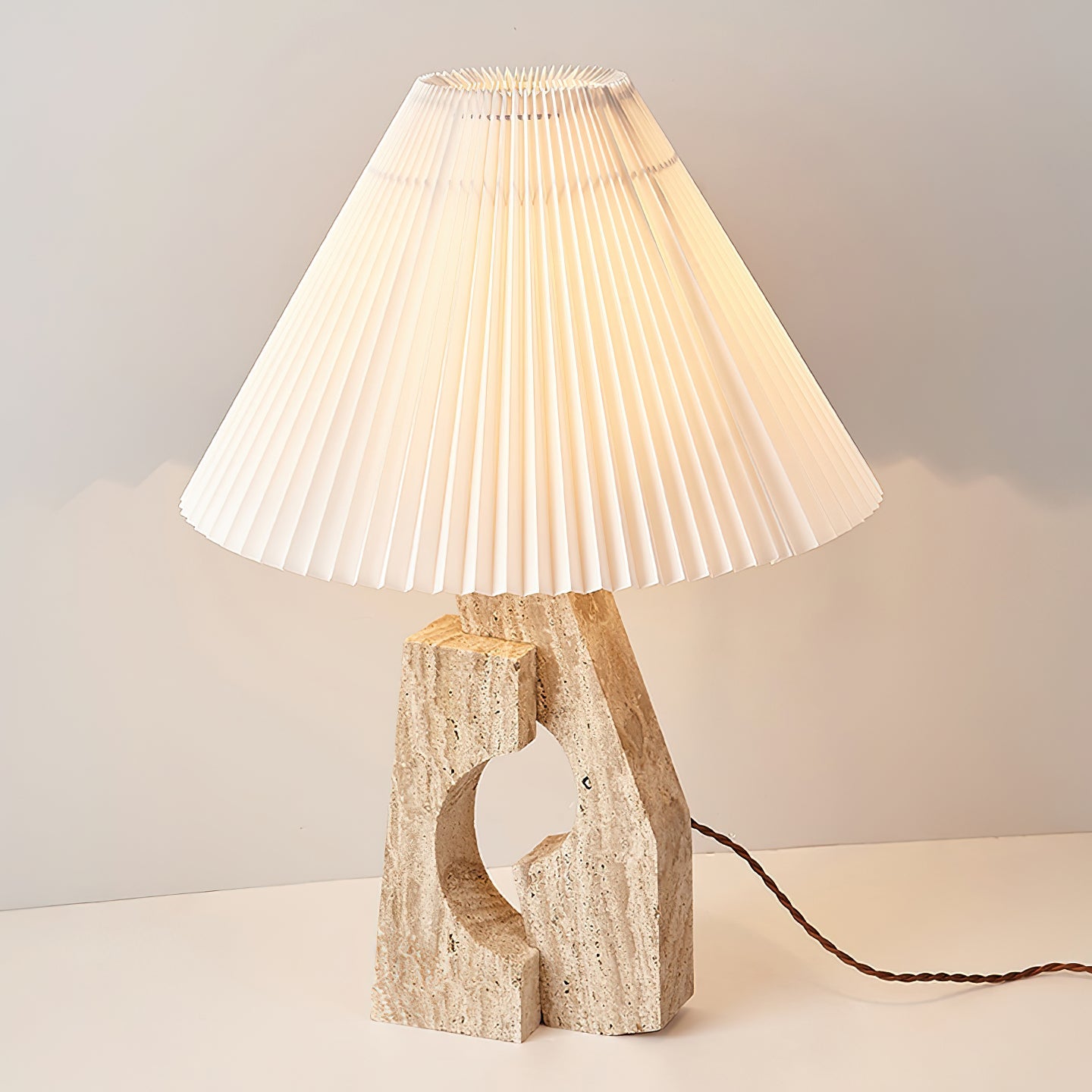 Lampe à poser moderne Dahl en pierre Beige et blanc