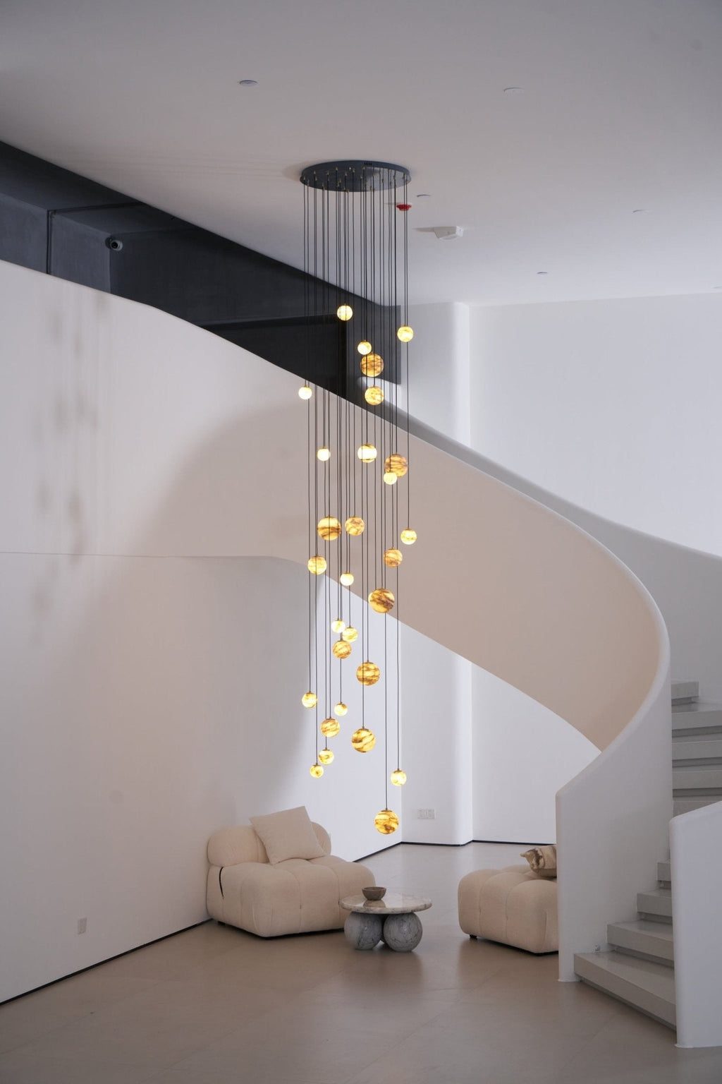 Lustre moderne Brynar en Doré et Naturel albâtre