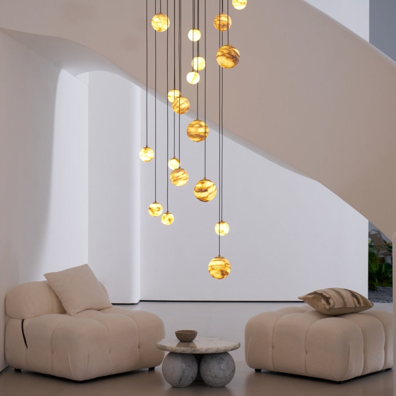 Lustre moderne Brynar en Doré et Naturel albâtre