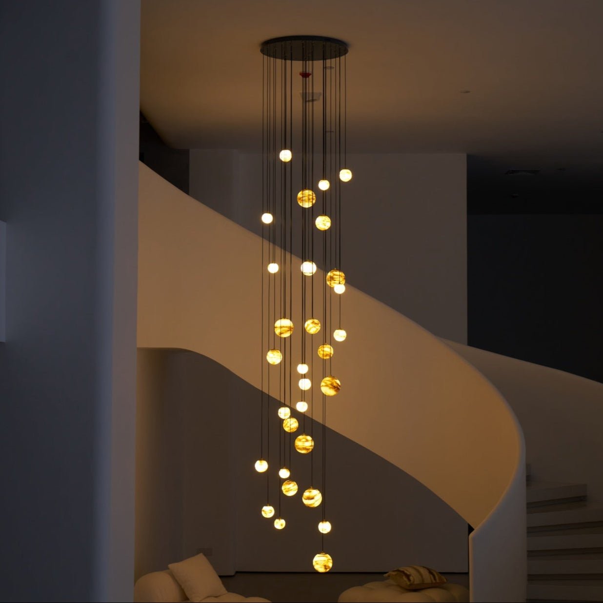 Lustre moderne Brynar en Doré et Naturel albâtre