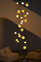 Lustre moderne Brynar en Doré et Naturel albâtre