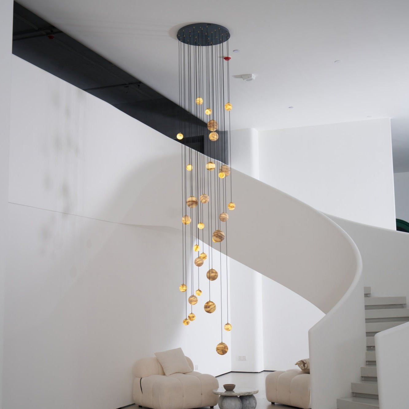 Lustre moderne Brynar en Doré et Naturel albâtre