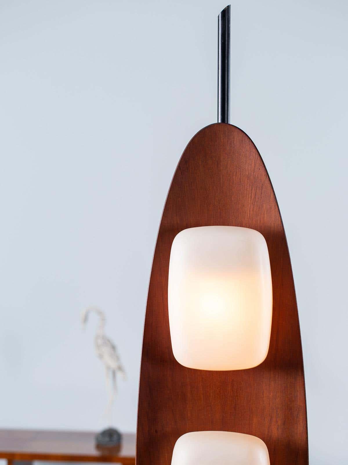 Lampadaire moderne Cato en Marbre Teck