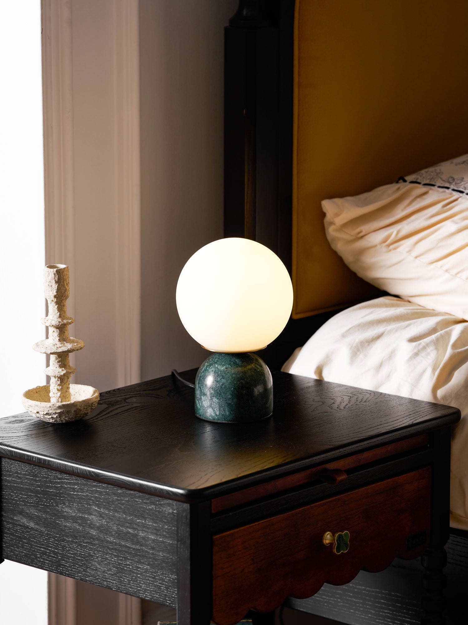 Lampe à poser moderne Pax en Marbre Blanc