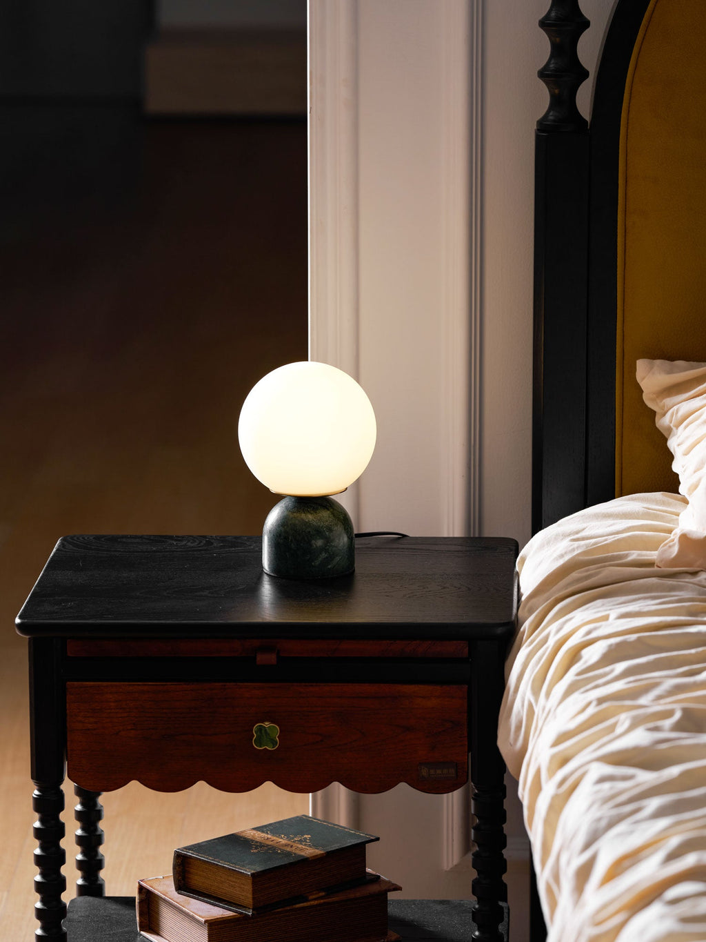 Lampe à poser moderne Pax en Marbre Blanc