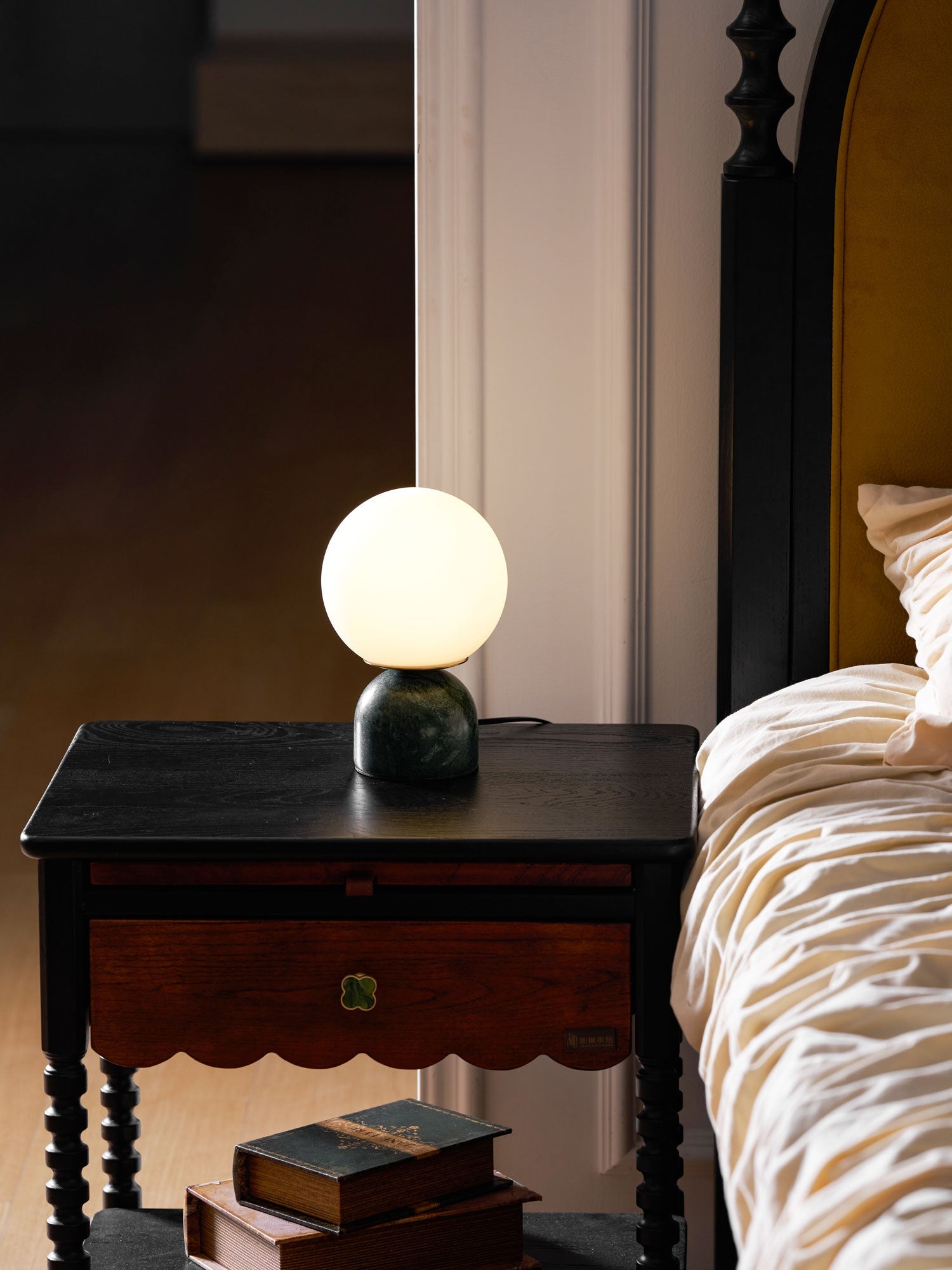 Lampe à poser moderne Pax en Marbre Blanc