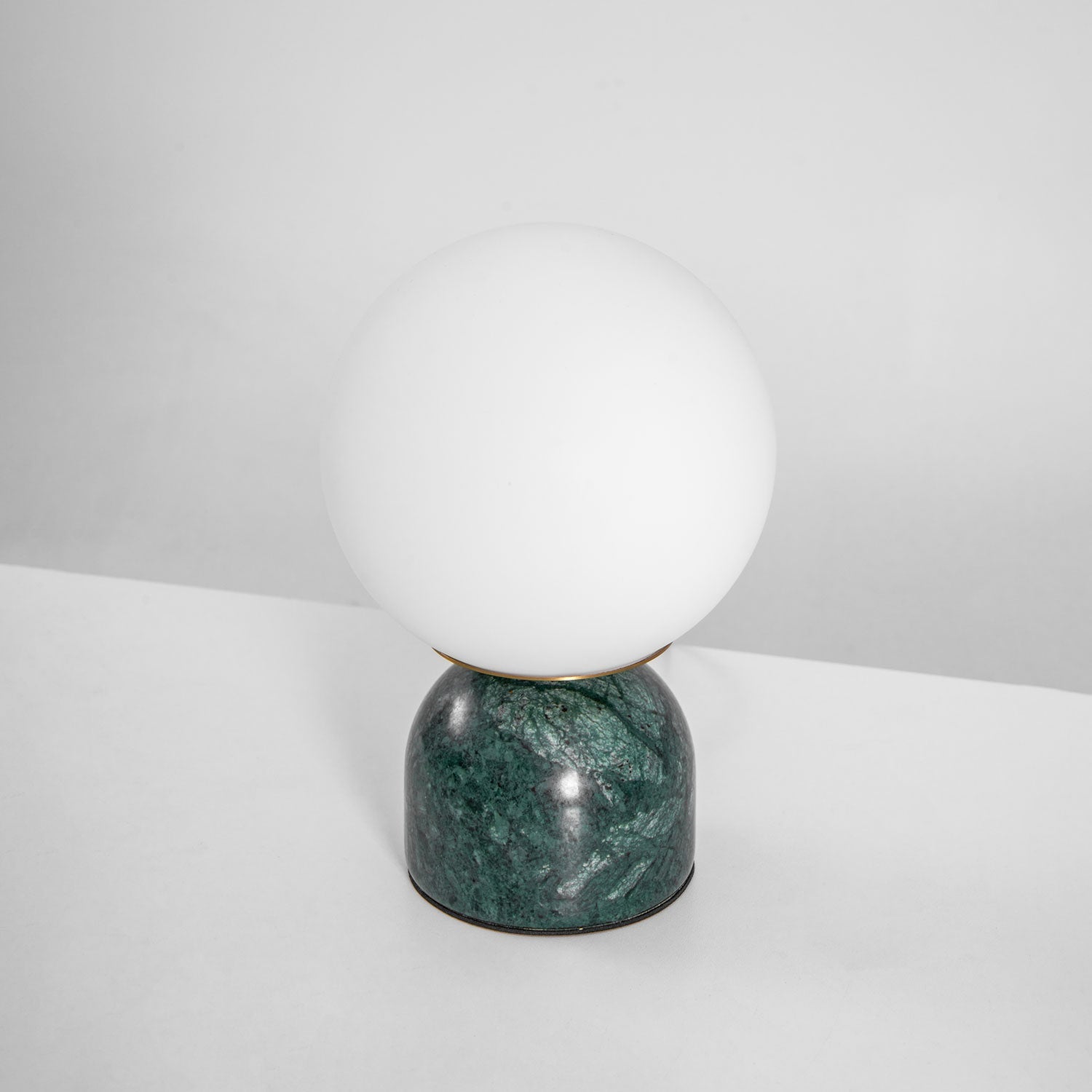 Lampe à poser moderne Pax en Marbre Blanc