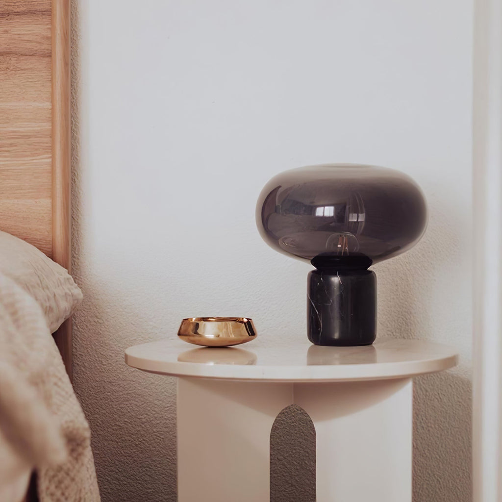 Lampe à poser moderne Eyolf en Marbre Ambre et noir