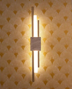 Applique murale moderne Lucan en Blanc marbre et doré