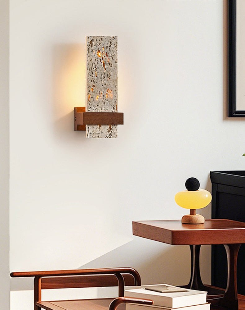 Applique murale moderne Wade en Travertin jaune et noyer