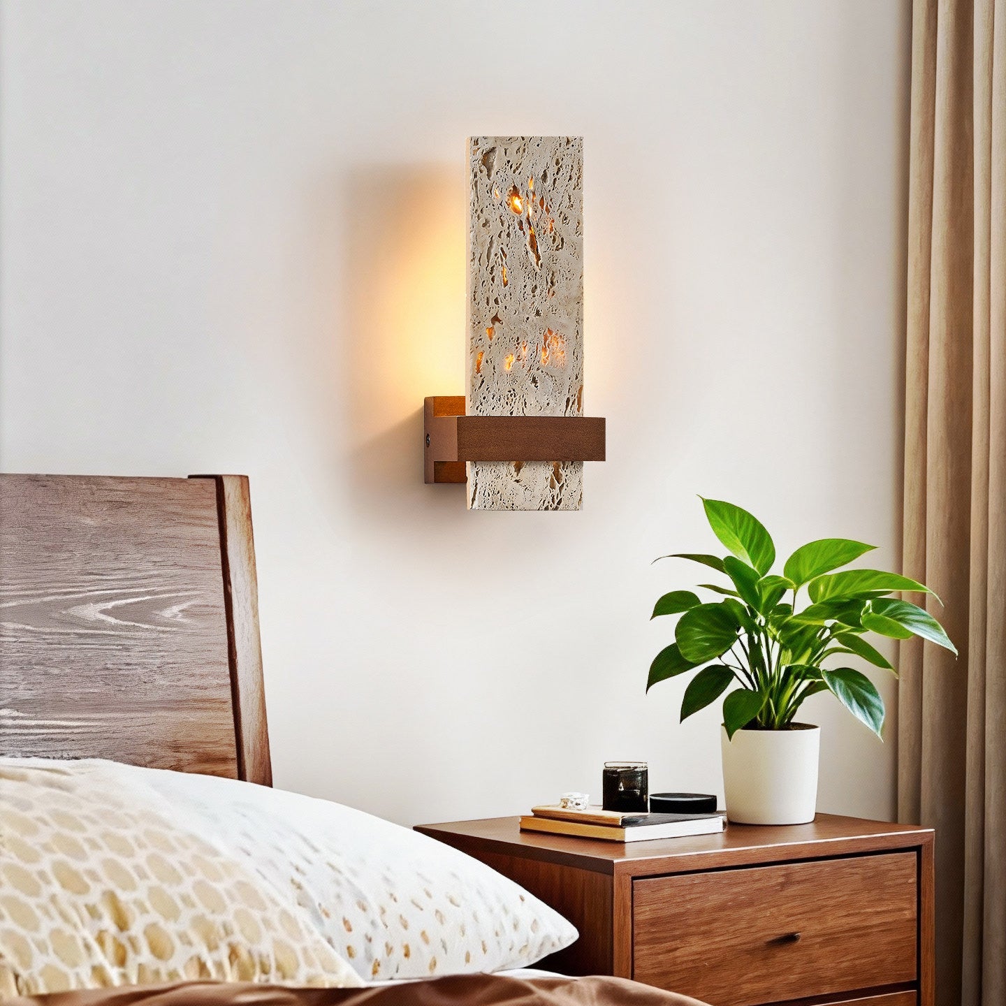 Applique murale moderne Wade en Travertin jaune et noyer