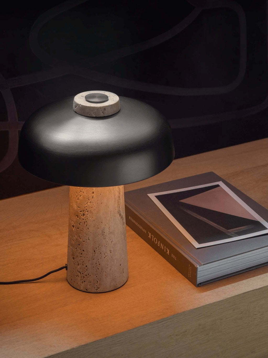 Lampe à poser moderne Jokum en Travertin jaune et bronze
