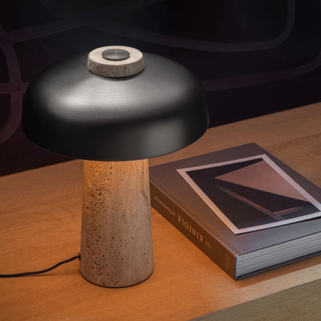 Lampe à poser moderne Jokum en Travertin jaune et noir