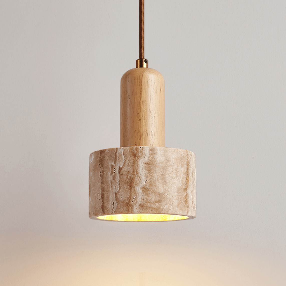 Suspension moderne Ola en Bois et travertin jaune
