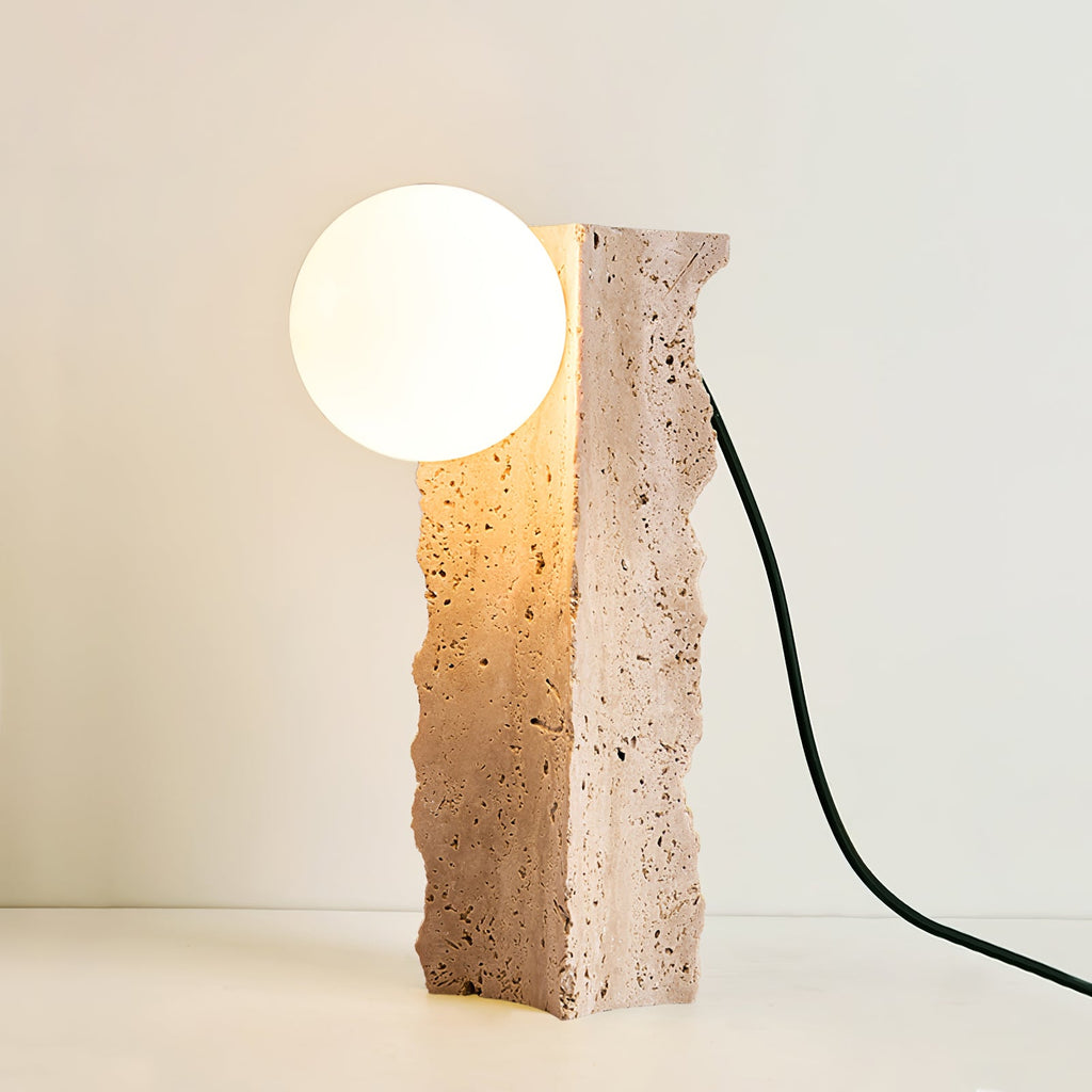Lampe à poser moderne Ainamo en Travertin jaune