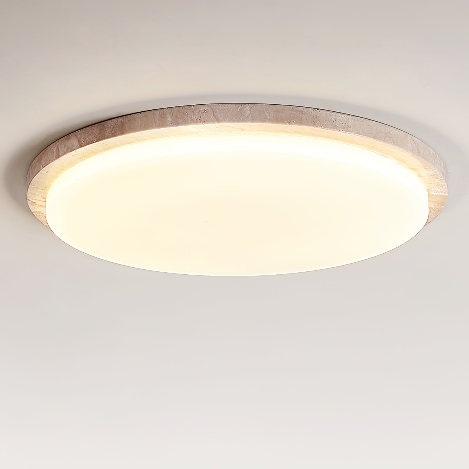 Plafonnier moderne Nidaros en Travertin jaune et blanc