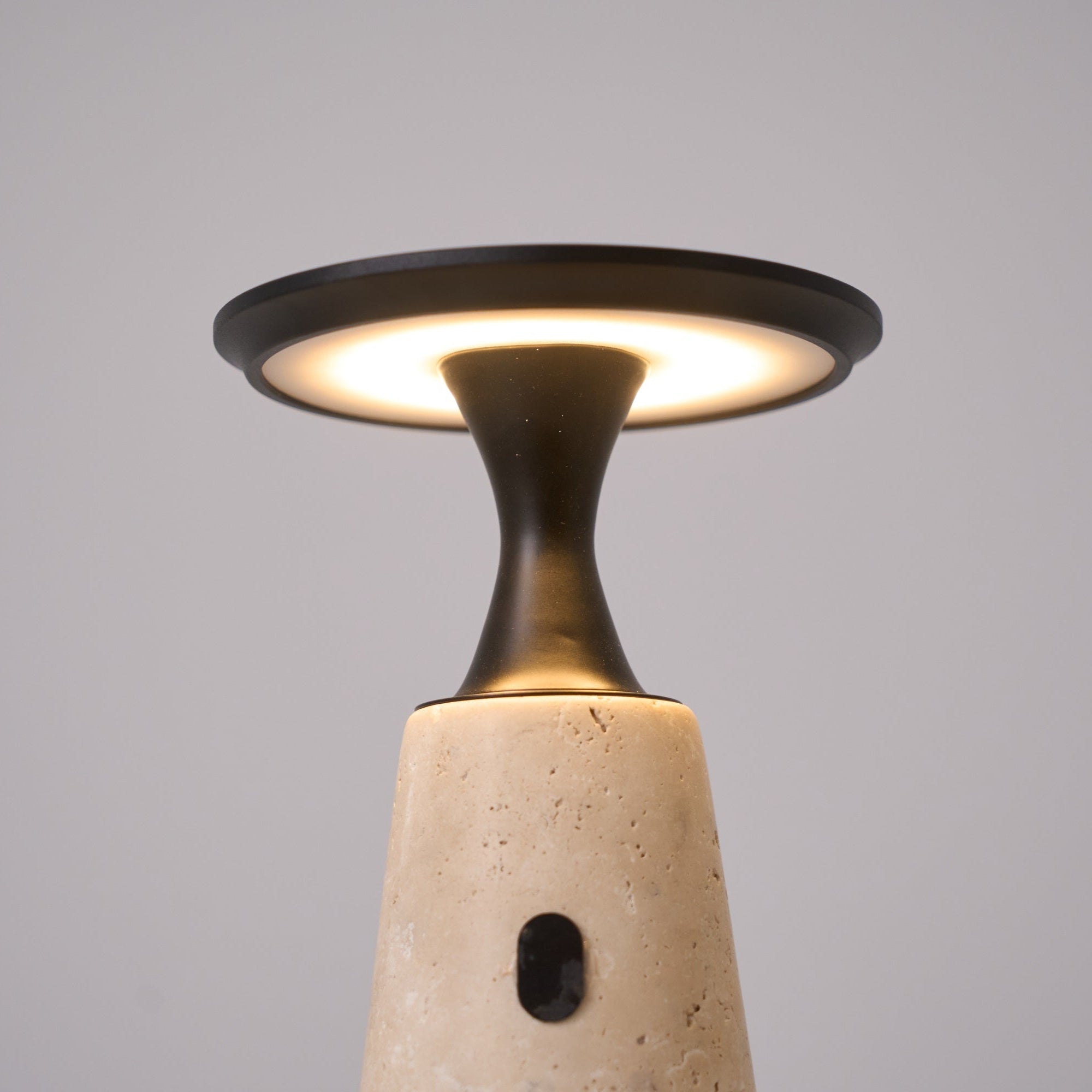 Lampe à poser moderne Toralv en Travertin jaune et noir