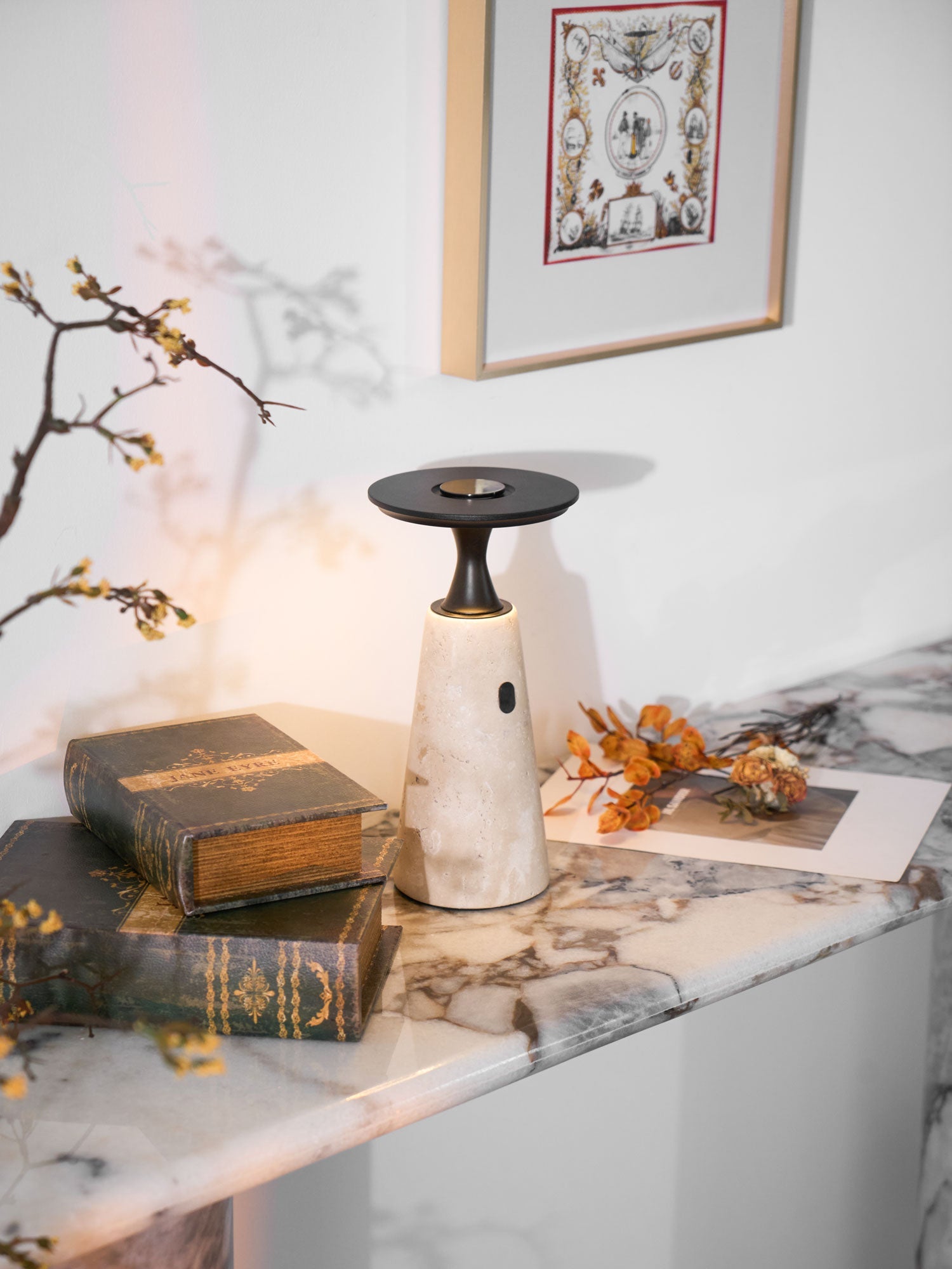 Lampe à poser moderne Toralv en Travertin jaune et noir