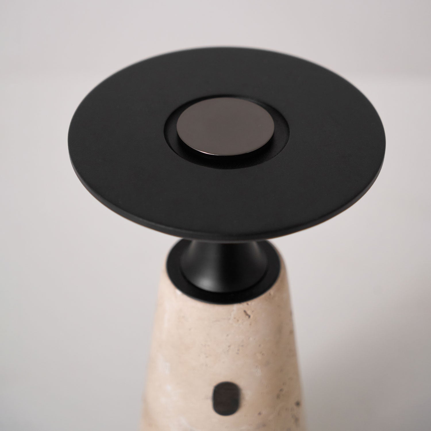 Lampe à poser moderne Toralv en Travertin jaune et noir