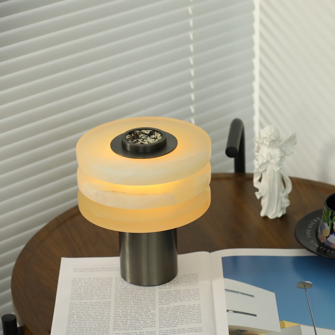 Lampe à poser moderne Mogens en Albâtre Argenté et blanc