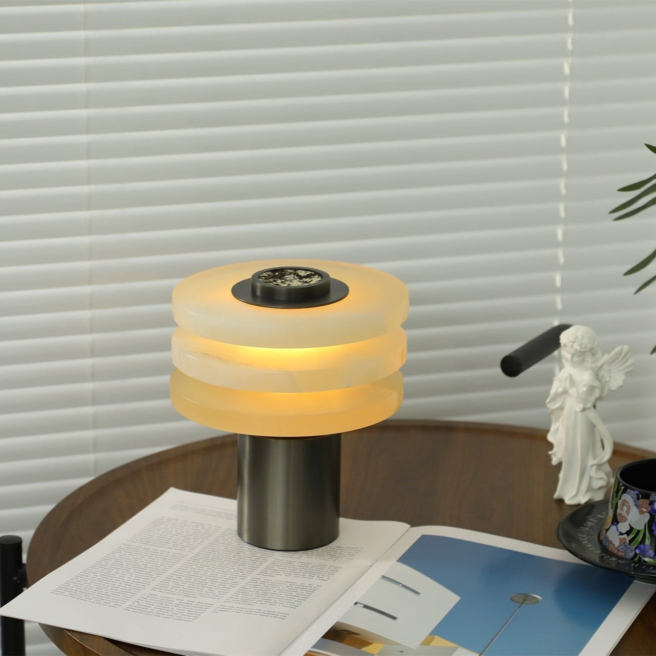 Lampe à poser moderne Mogens en Albâtre Argenté et blanc