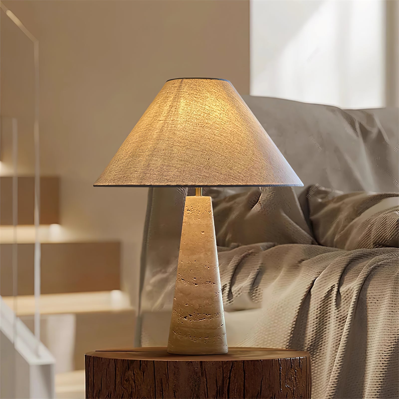 Lampe à poser moderne Rekved en Travertin jaune et blanc