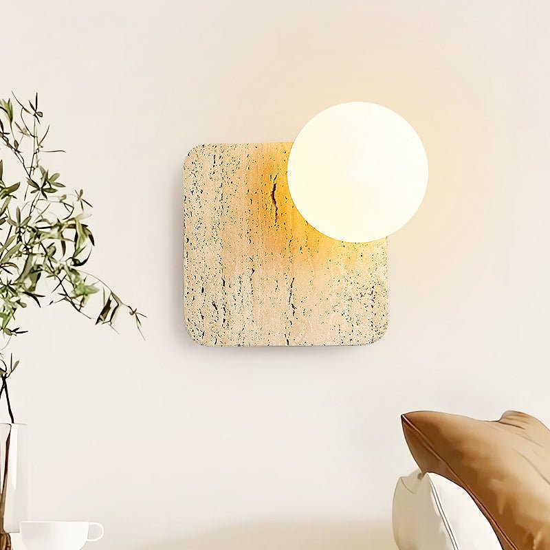 Applique murale moderne Styrkar en Travertin jaune et blanc