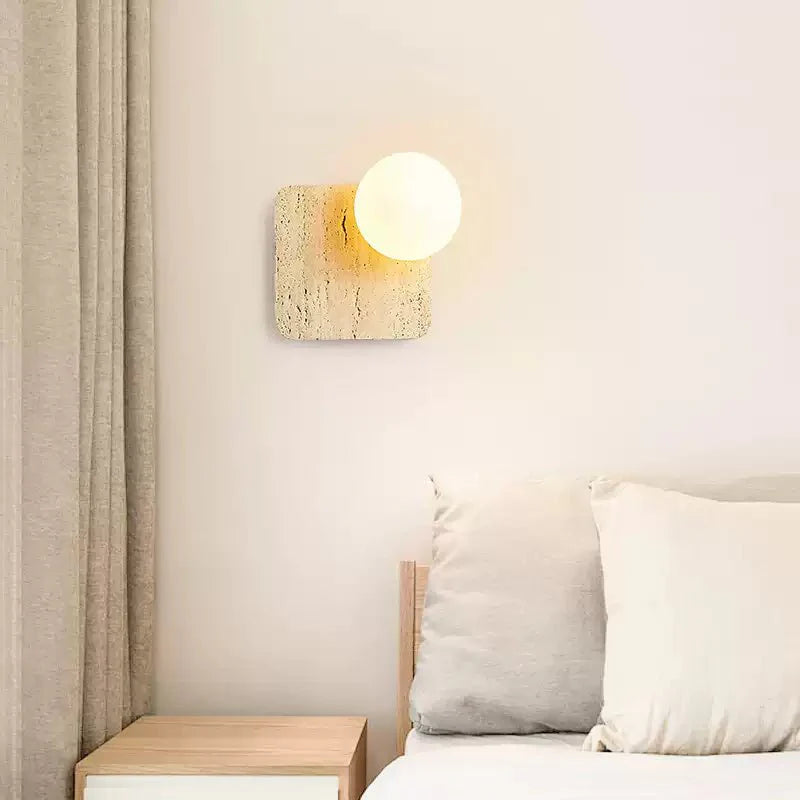 Applique murale moderne Styrkar en Travertin jaune et blanc