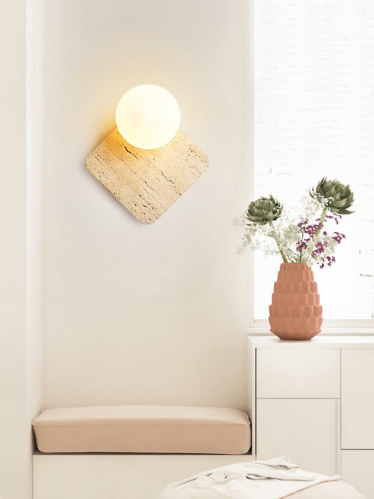 Applique murale moderne Styrkar en Travertin jaune et blanc